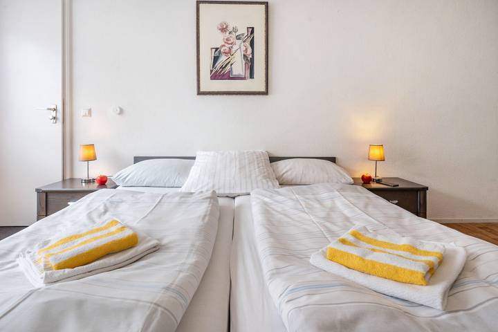 Appartement moderne et central avec jardin – Proche des thermes in Bad Herrenalb, Forêt Noire du Nord