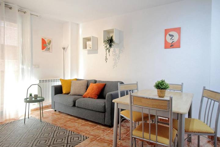 Apartamento para 4 personas, con balcón en Sabiñánigo