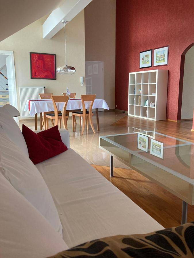 Ferienwohnung für 4 Personen, mit Balkon und Ausblick in Öhringen - 2