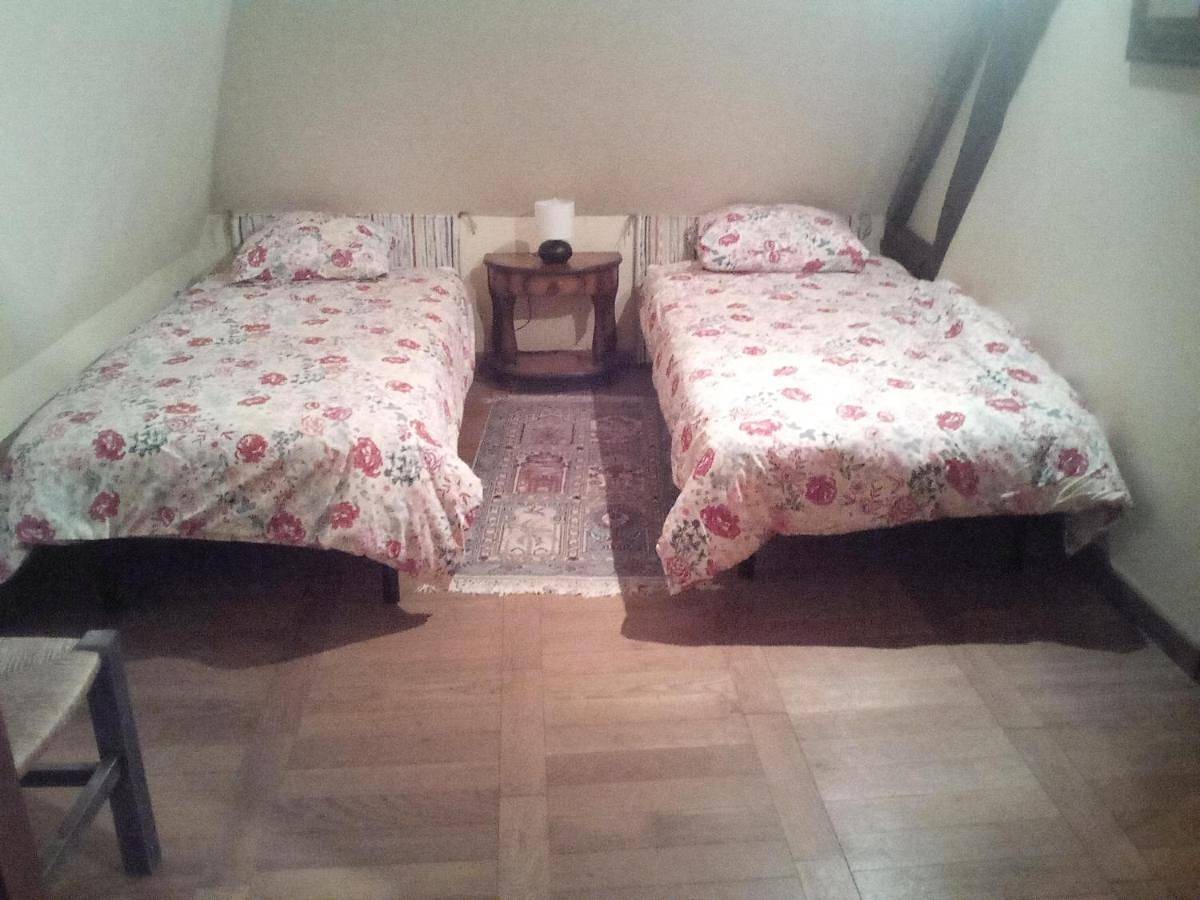 Double Room in Mervans, Région de Louhans