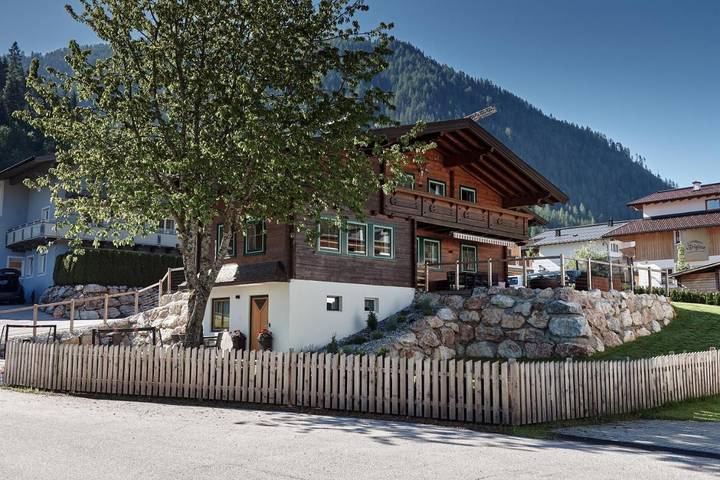 Lodge für 10 Personen, mit Garten und Ausblick im Salzburger Land - 3
