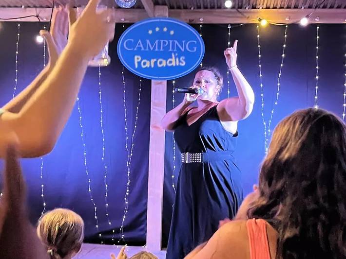 Camping pour 5 personnes, avec terrasse et piscine en Indre-et-Loire - 3