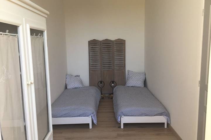 Location de vacances pour 6 personnes, avec jardin et terrasse à Breuil-Magné - 2