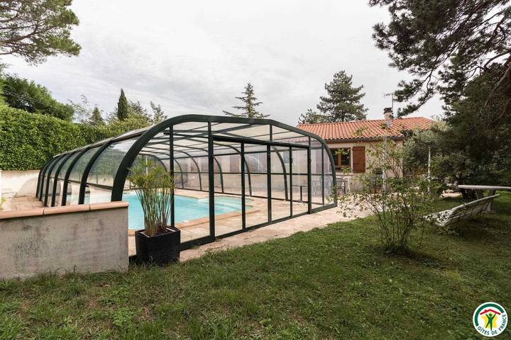 Gîte pour 6 personnes, avec Balcon et Terrasse ainsi que Jardin et Piscine à Revel - 2