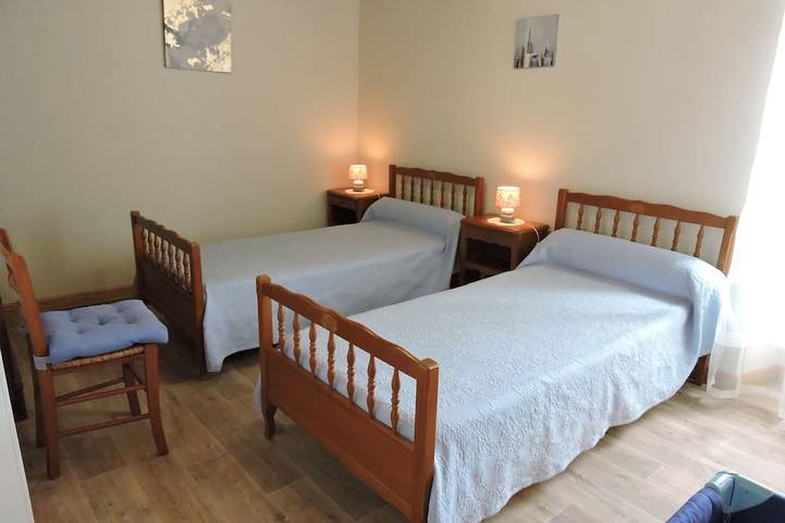 Location de vacances pour 9 personnes, avec jardin à Mauroux - 4