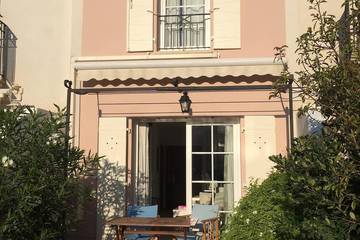 Villa pour 4 personnes, avec jardin et balcon en Camargue