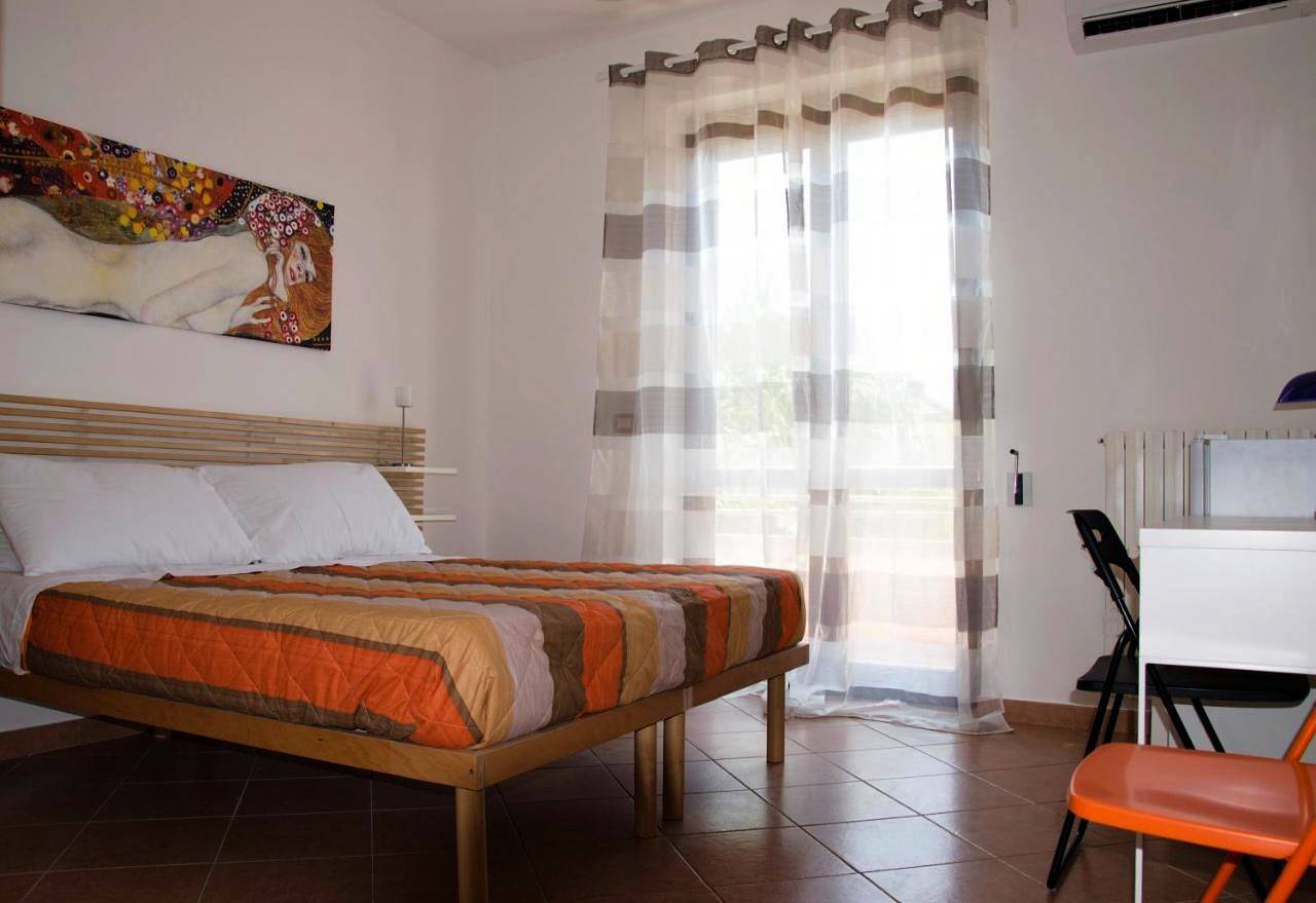 Double Room with Private External Bathroom in Lecce, Provincia di Lecce