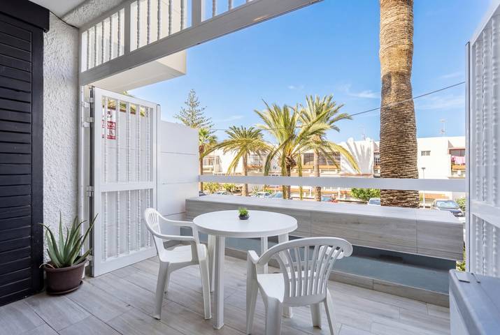 Ganze Wohnung, Ferienwohnung für 2 Personen mit Kinderpool in Playa de LA BALLENA (Arona), Arona