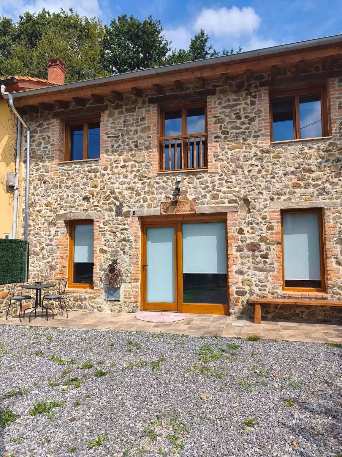 Holiday Home 'El Llugar De Las Drusas' with Mountain Views. Peace and Tranquillity