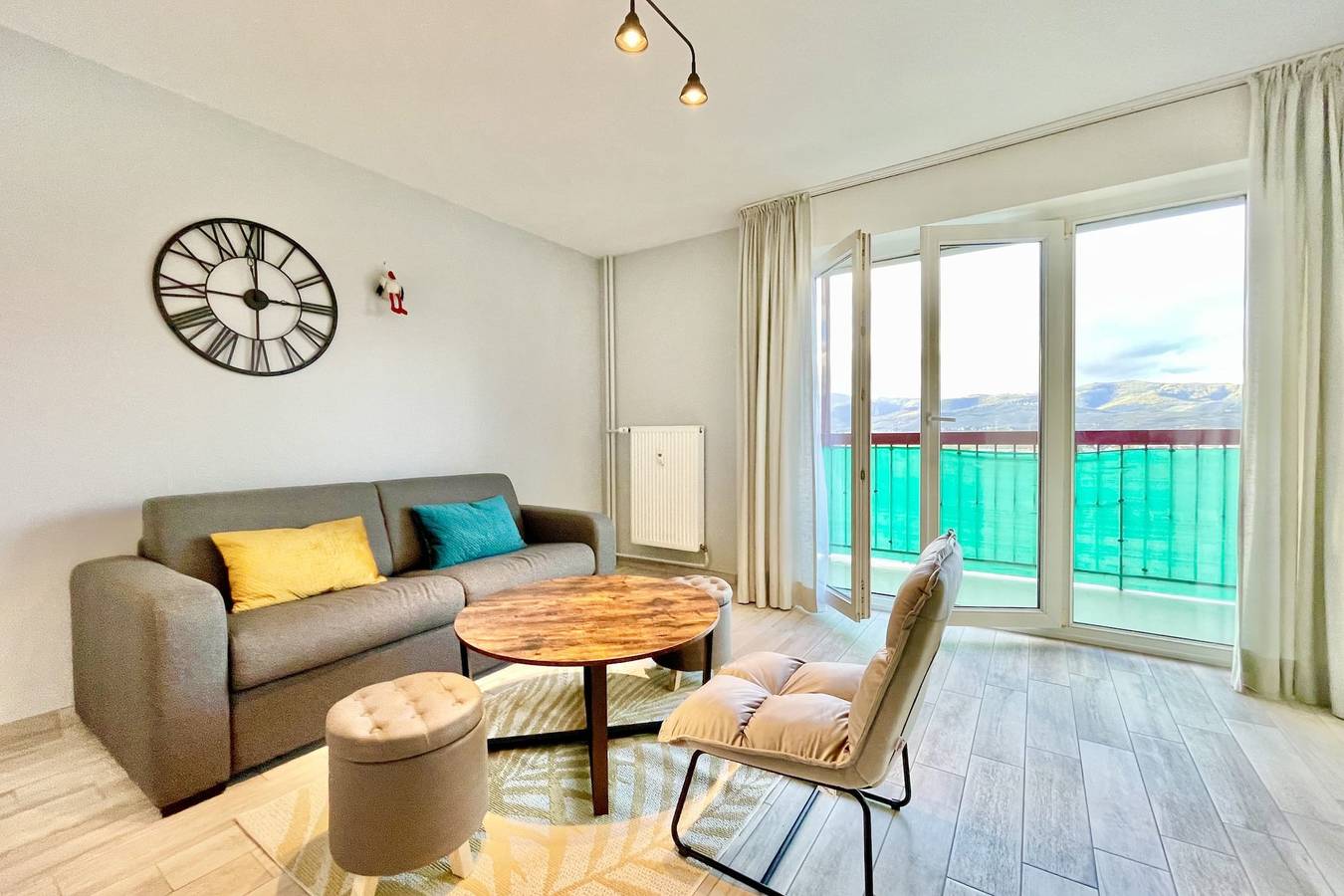 Entire apartment, Family getaway in Colmar with balcony in Colmar, Colmar region