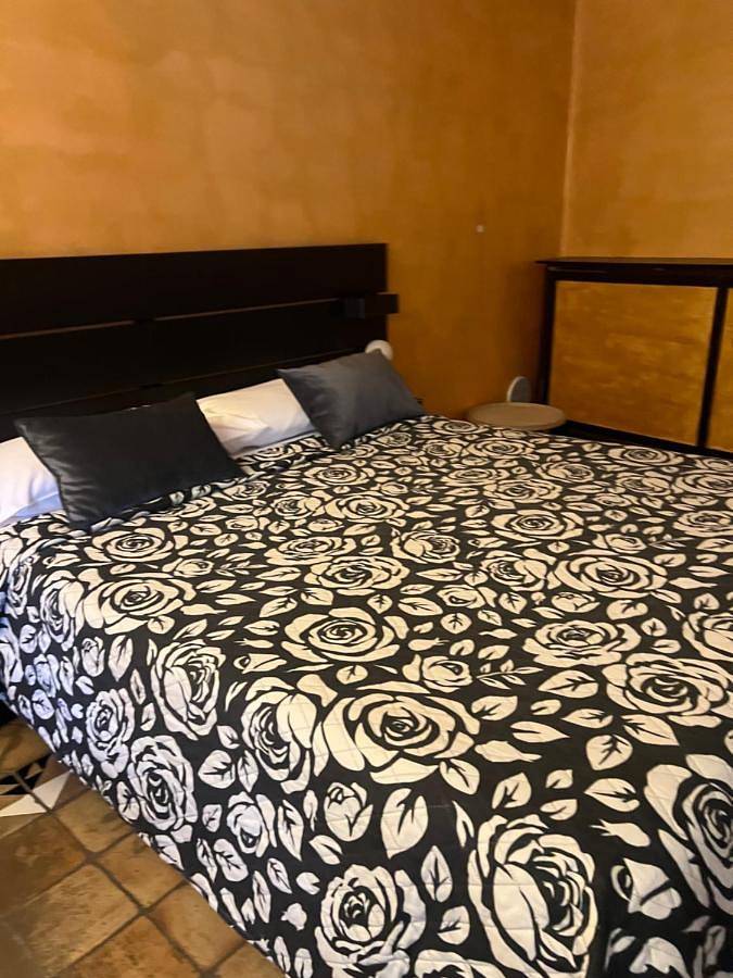 Gîte pour 2 personnes, avec Terrasse à Sarzana - 2