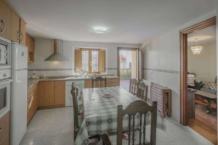 Chalet para 6 personas, con jardín y balcón en Las Merindades - 3