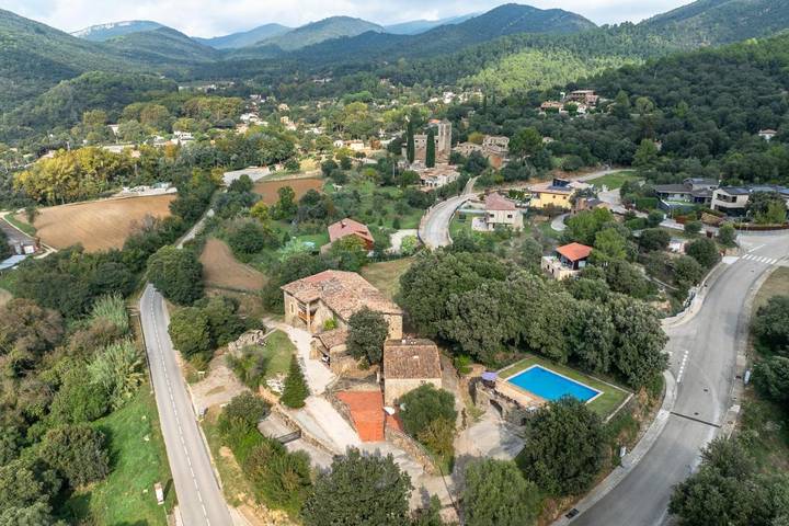 Casa rural para 10 personas, con Balcón y Terraza además de Jardín y Piscina en Bescanó - 3