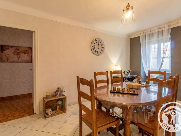 Gîte pour 6 personnes, avec jardin dans Chemillé-en-Anjou - 4