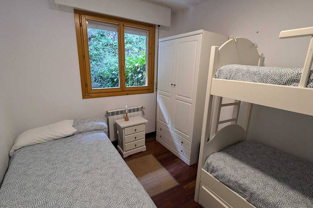 Beautiful apartment in Comillas, private garden, 10m from the Capricho de Gaudi in Comillas, Cantabrian Coast