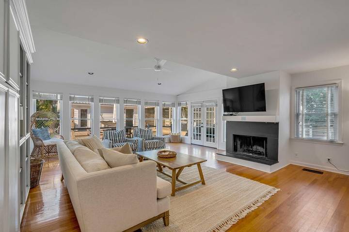 Vacation house for 10 people, with hot tub and balcony in Isle of Palms