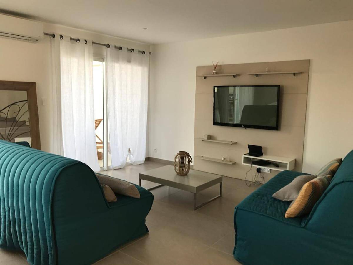 Entire apartment, Pdm Appartement Paese di Mare in Santa-Lucia-di-Moriani, Corte region