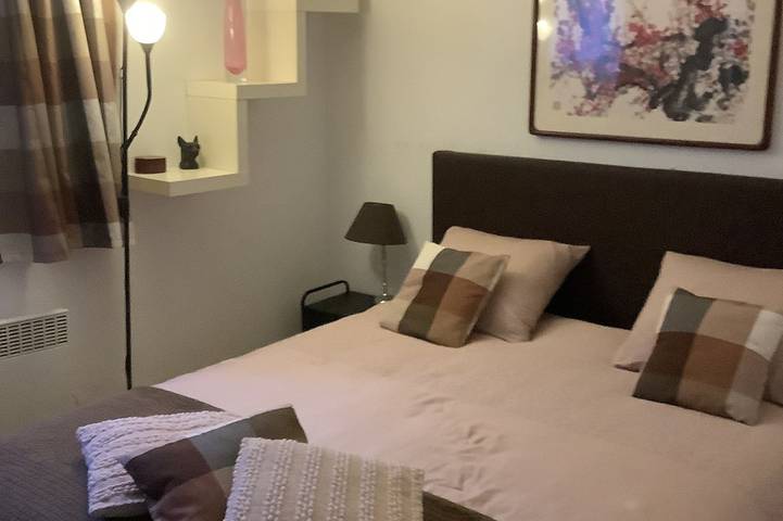 Location de vacances pour 6 personnes, avec piscine et jardin, animaux acceptés à Beychac-et-Caillau - 2