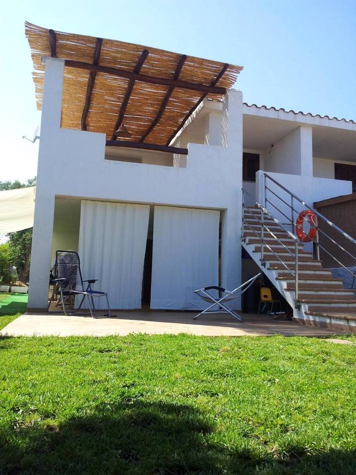 Ferienwohnung für 4 Personen, mit Balkon und Terrasse sowie Ausblick in Capo Comino