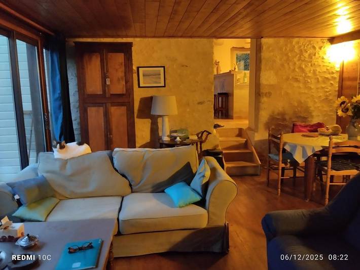 Location de vacances pour 6 personnes, avec terrasse à Journiac - 2