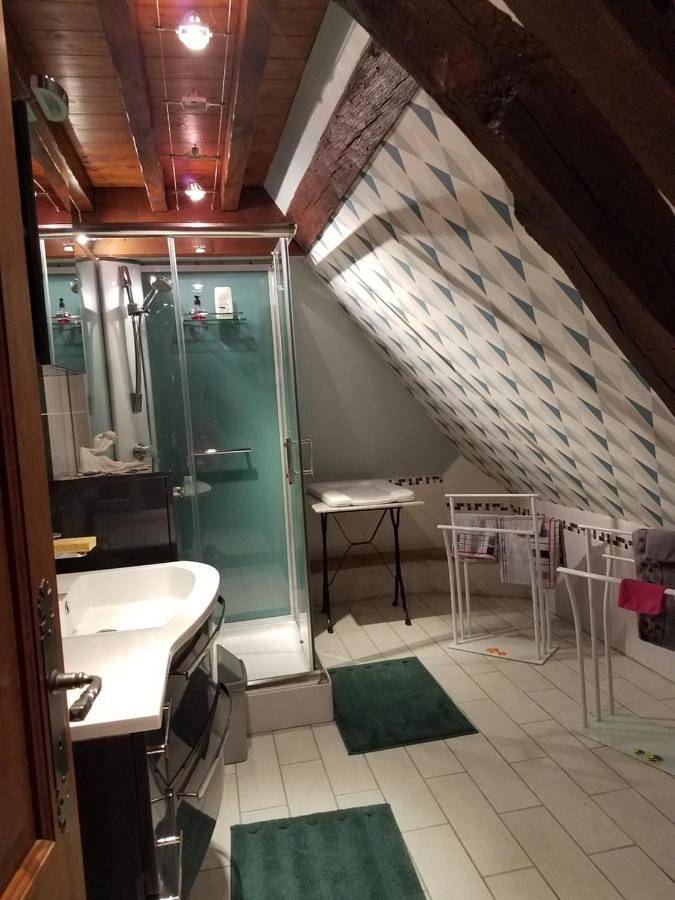 Double Room in Mervans, Région de Louhans
