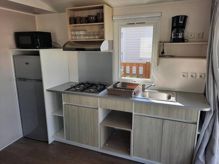 Location de vacances pour 4 personnes, avec Jacuzzi ainsi que Terrasse et Piscine dans Plage de l'Espiguette - 4