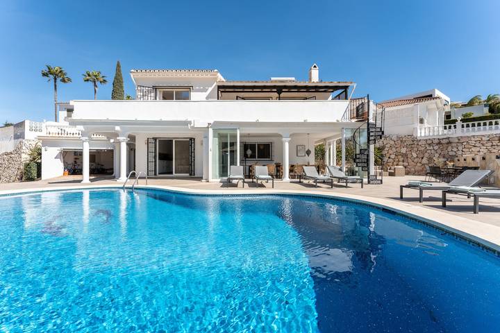 Maison de vacances pour 12 personnes, avec Balcon et Jardin à Mijas