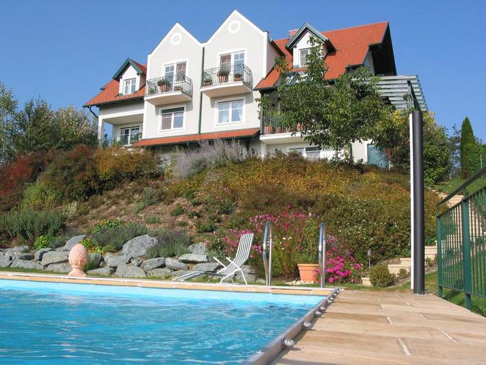 BnB für 4 Personen, mit Terrasse und Garten sowie Pool und Sauna im Südburgenland