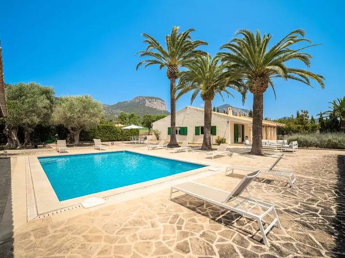 Finca für 10 Personen, mit Balkon und Garten sowie Pool in Alaró