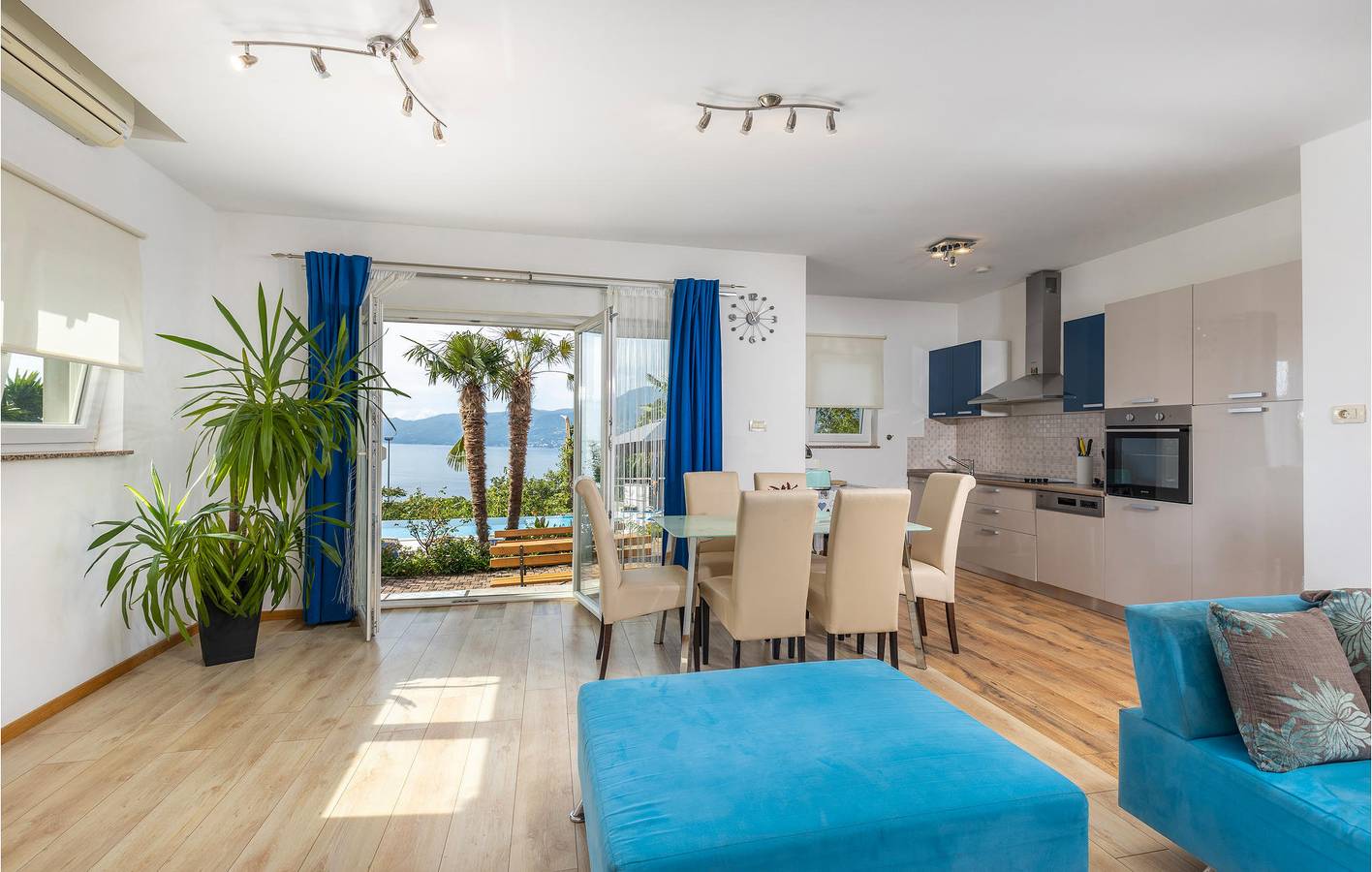 Cały apartament wypoczynkowy, Apartament wakacyjny dla 5 osób z taras in Rijeka, Żupania primorsko-gorska