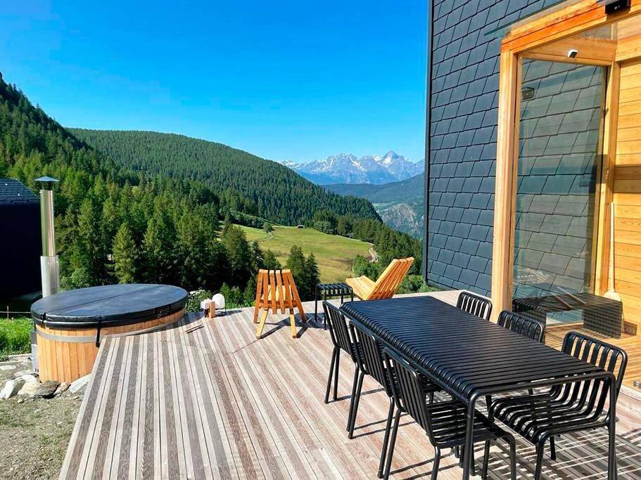 Spectacular Alpine Home in Corgnolaz, Chamois