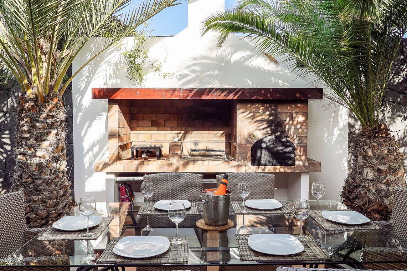 Villa Las Palmeras in Puerto Calero, Yaiza