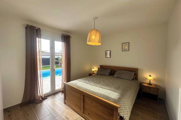 Villa \"La marine\" with garden, terrace and swimming pool in Saint-Augustin, Côte de Beauté