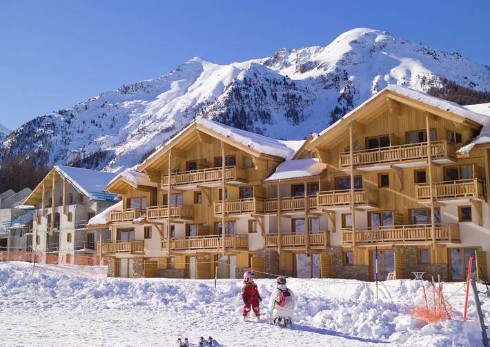 Chalet pour 6 personnes, avec balcon à Les Orres