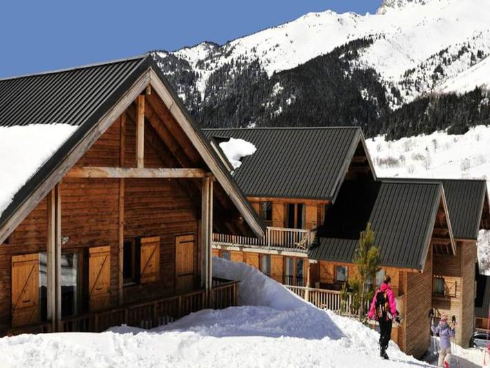 Chalet pour 8 personnes, avec terrasse ainsi que sauna et piscine, animaux acceptés à Saint-François-Longchamp - 4