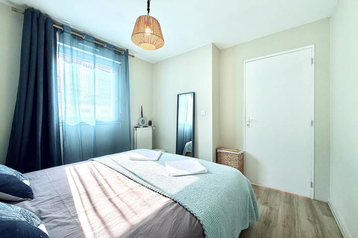 Appartement entier, T2 parking, prox thermes et centre-ville in Aix-les-Bains, Région de Chambéry