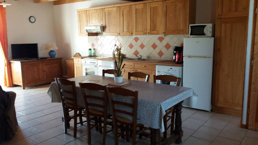 Gîte pour 6 personnes, avec jardin en Charente-Maritime - 4