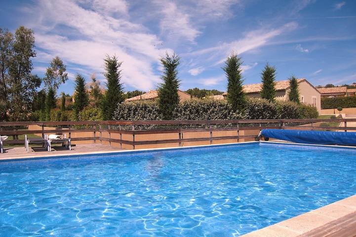 Ferienhaus für 4 Personen, mit Pool und Garten - 1