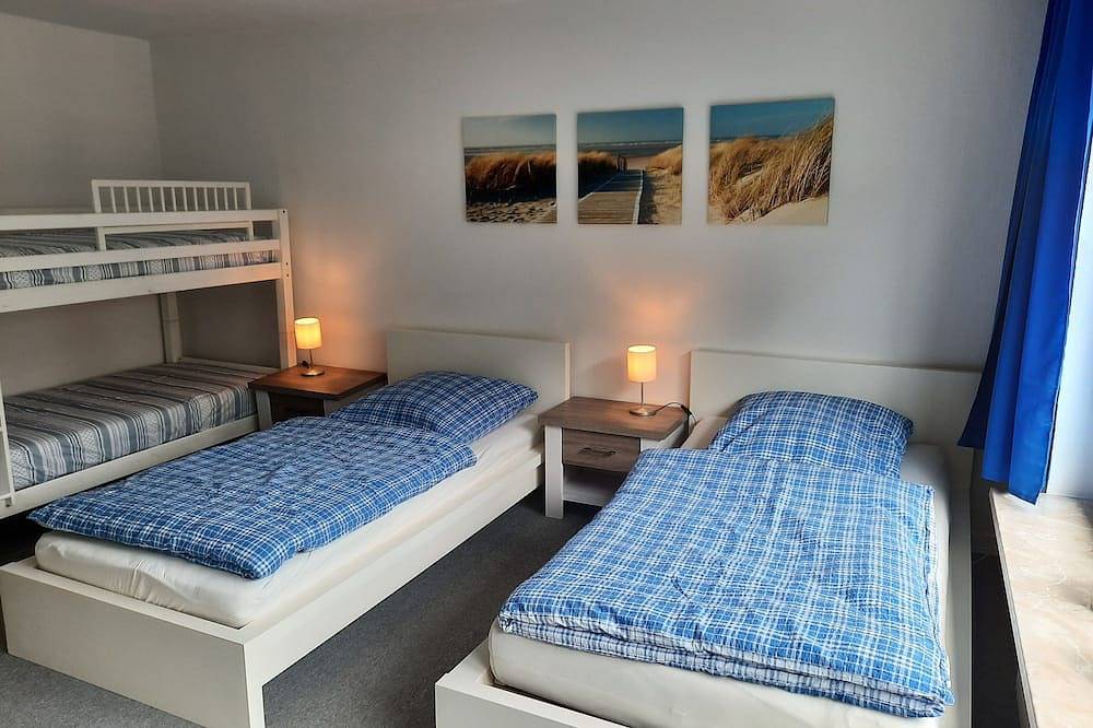 Ganze Wohnung, Ahrensburg Zentrum, 3 Zimmer-Whg, 5 Schlafplätze in Ahrensburg, Kreis Stormarn