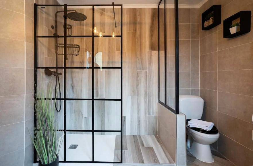 Appartement entier, One-Bedroom Apartment in Montans, Région d'Albi