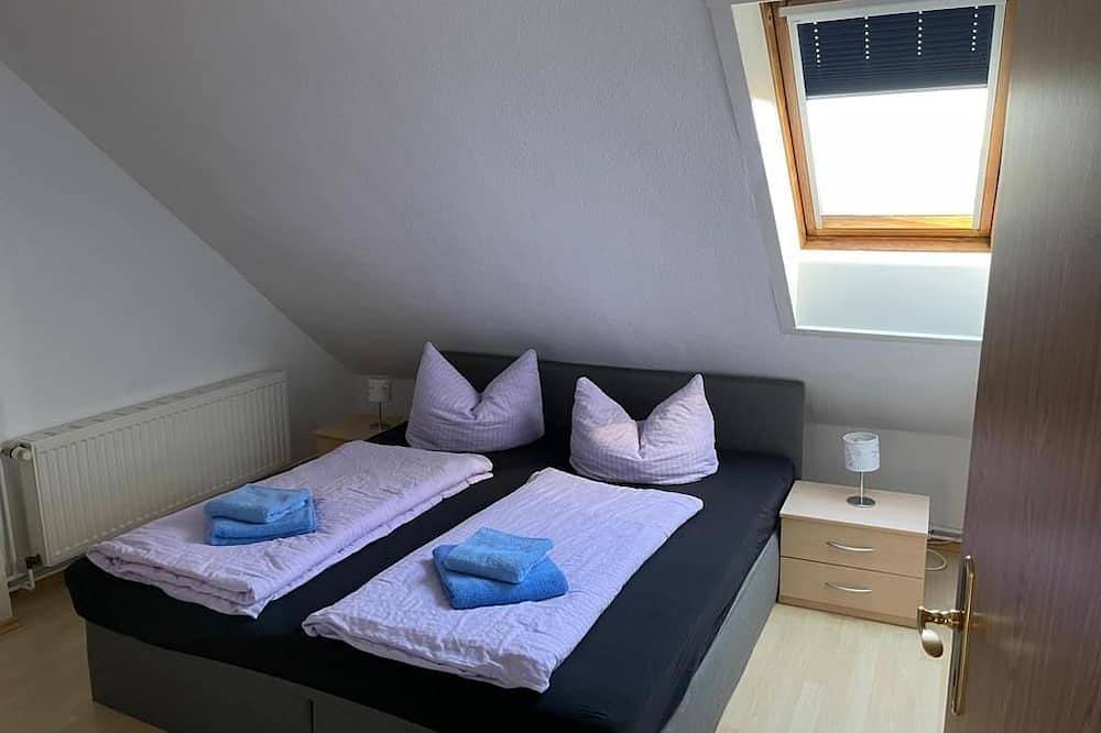 Entire apartment, Apartment Kreft - apartment / apartment, bathroom, toilet, 3 bedrooms in Thale, Harzvorland