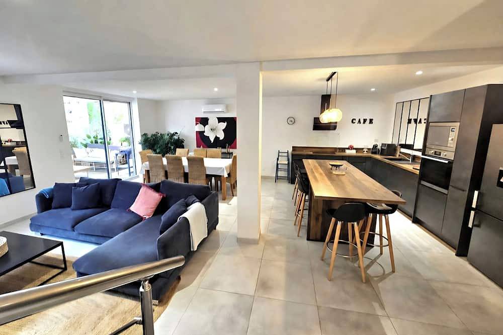 Luxury 3-bedroom house 120 m2, sleeps 8. in Florensac, Mittelmeerküste (Frankreich)