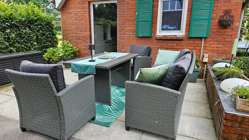 Ferienhaus für 2 Personen, mit Garten in Uplengen