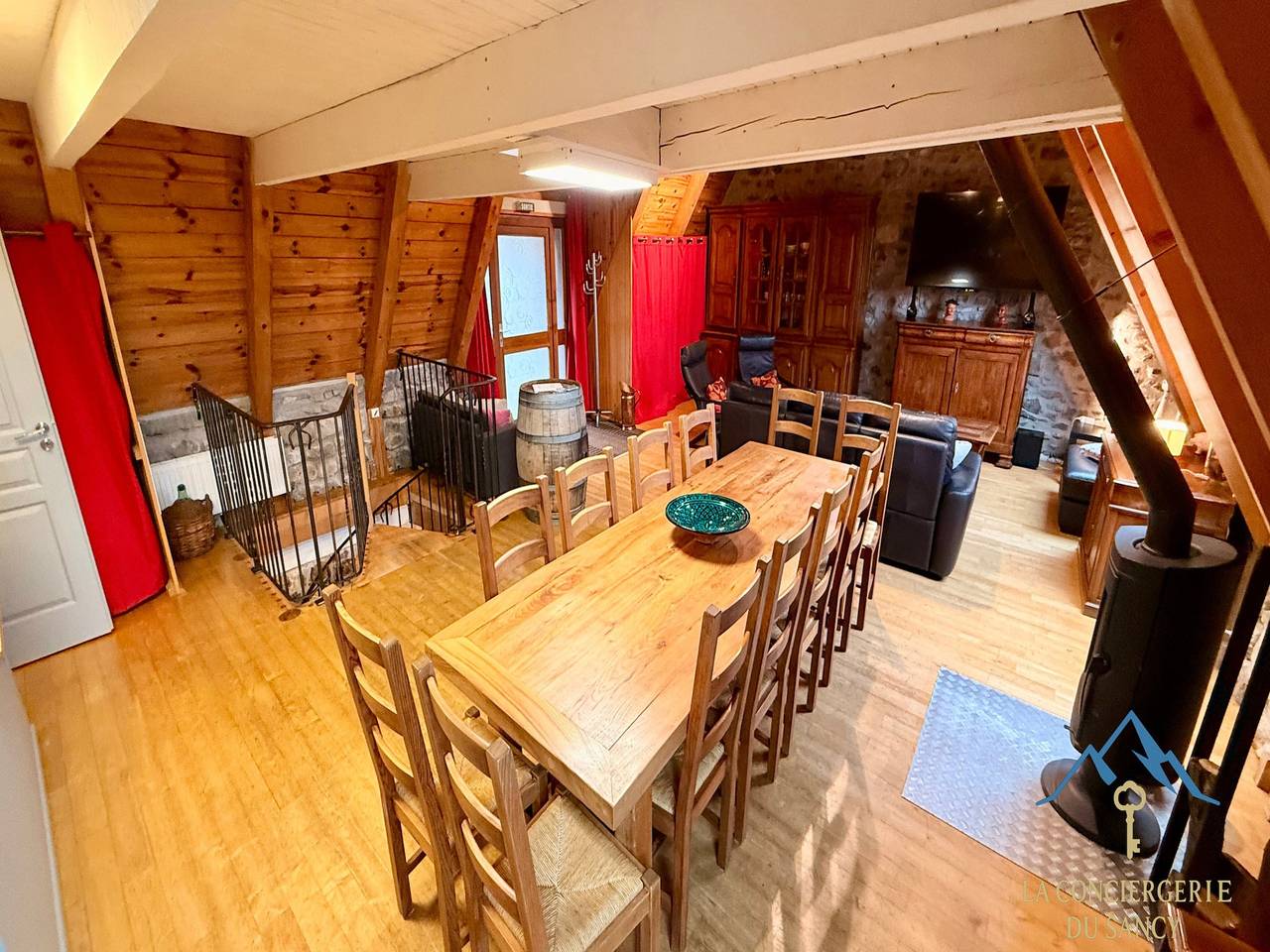 Retiro en la montaña para 12 personas in Murat-le-Quaire, Parque Natural Regional Volcans d'Auvergne