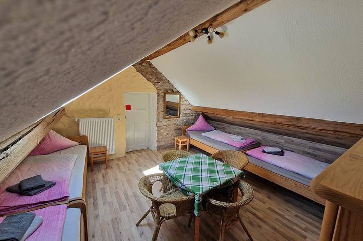 Ferienwohnung für 12 Personen, mit Garten in Neuheilenbach