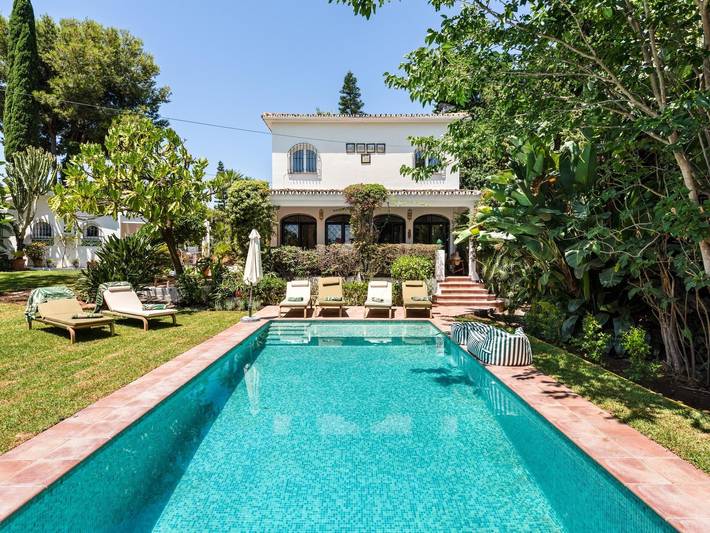 Villa pour 8 personnes, avec balcon et jardin à Puerto Banús