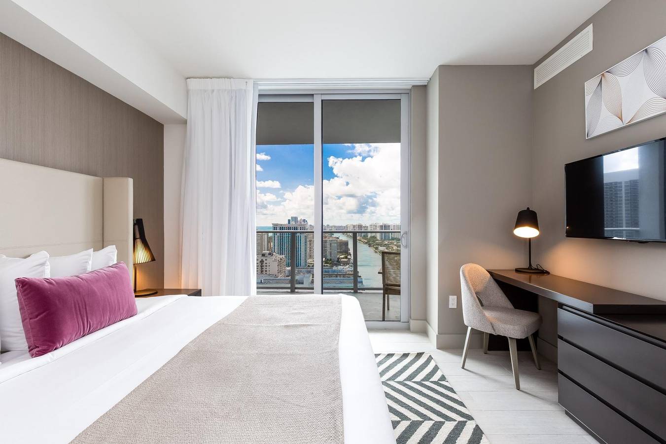 Apartamento entero, Apartamento de vacaciones para 8 personas con balcón in Hollywood Beach (FL), Hollywood (Florida)