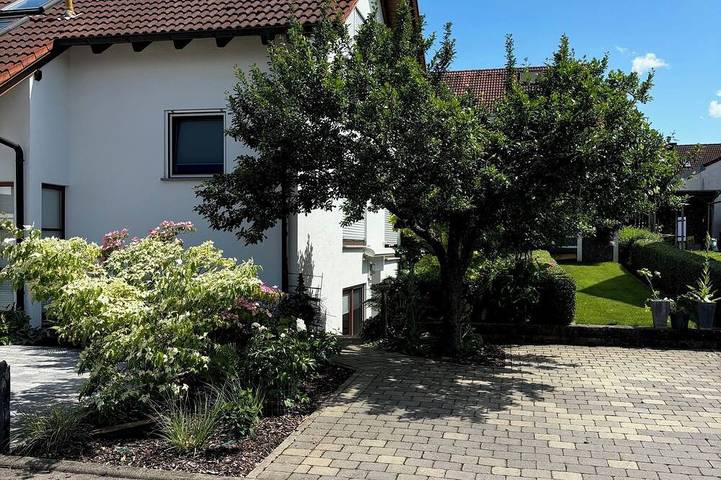 Ferienwohnung für 3 Personen, mit Terrasse in Rottenburg