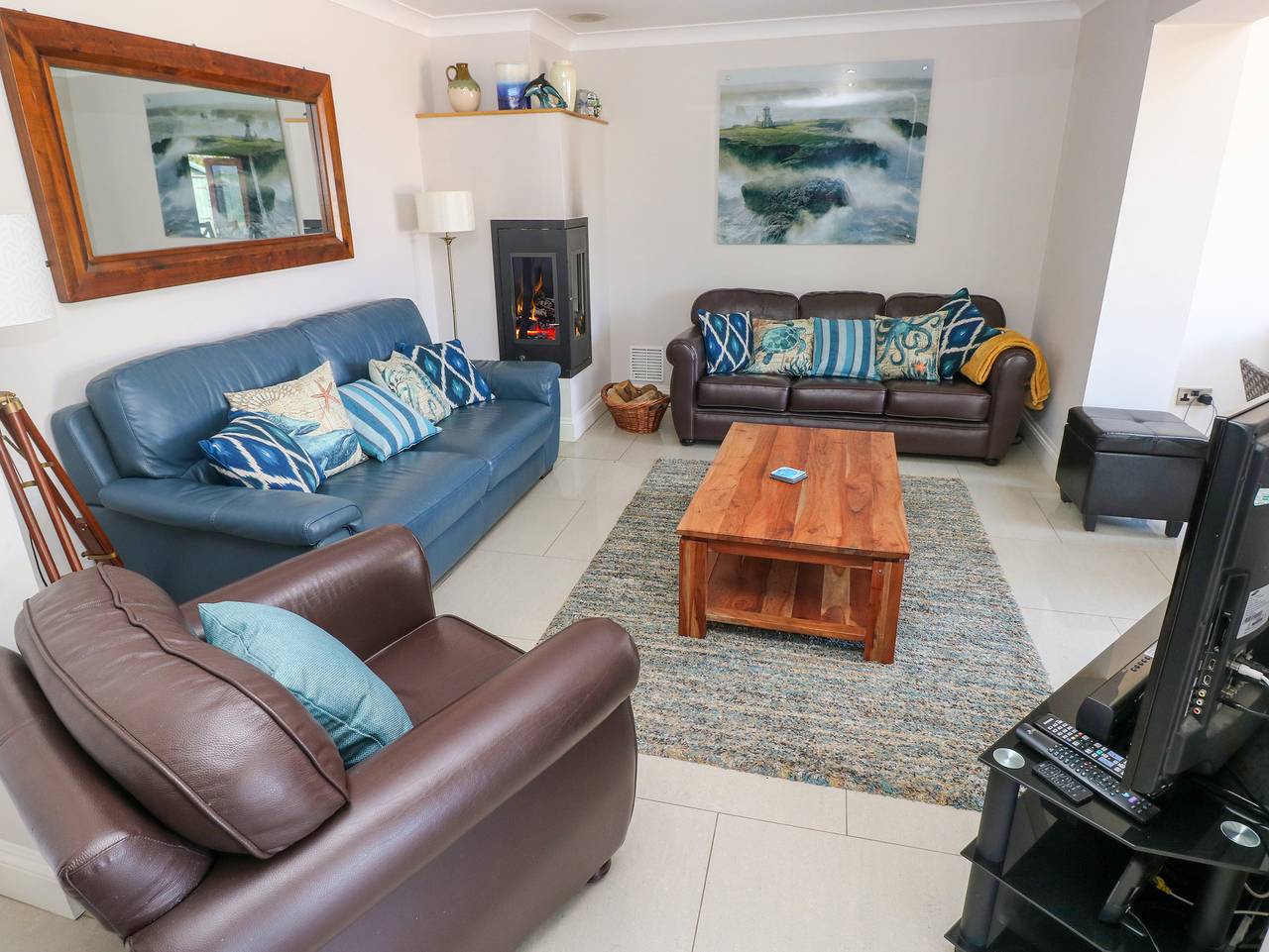 Llain Gwynfor in Trefin, Pembrokeshire