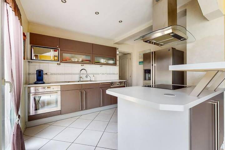 Villa pour 7 personnes, avec jardin et piscine - 1